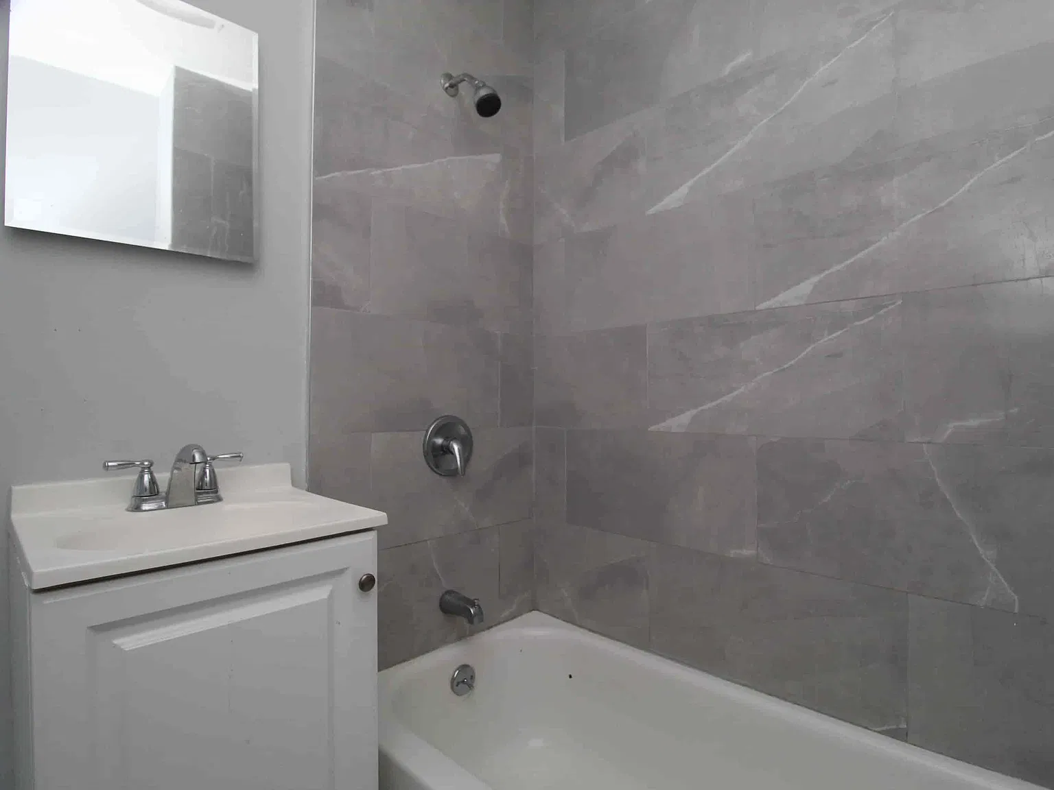 1 bed, 450 sqft, $850 — Photo 2