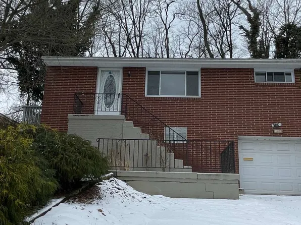 1425 Willoughby St, Pittsburgh, PA 15205