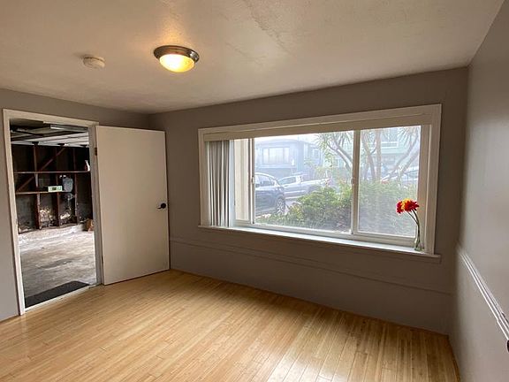 5th image of 62 Seacliff Ave #1A