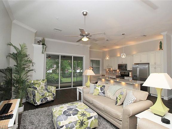 4th image of 710 Lalique Cir #906