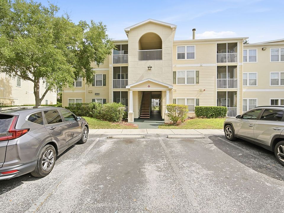 1st image of 18367 Bridle Club Dr