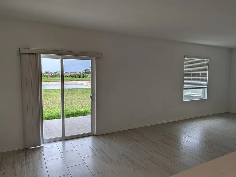 34990 Gravelly Dr — Photo 3