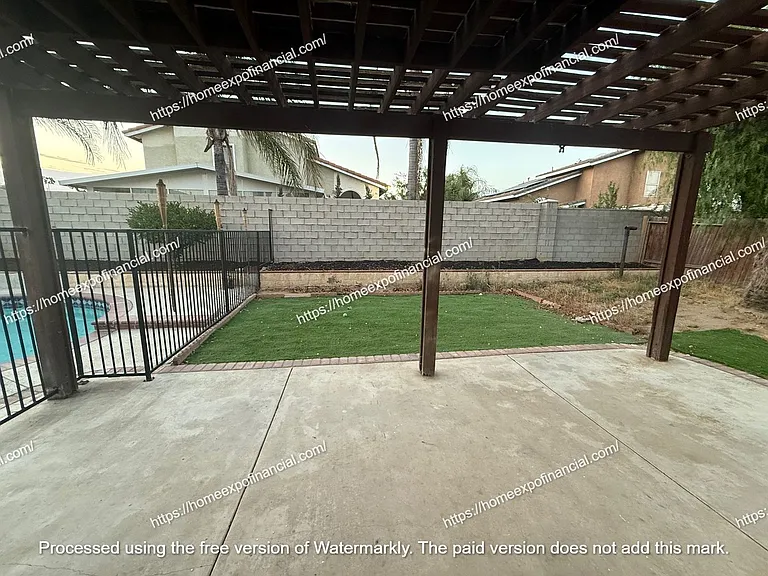 24612 Freeport Dr — Photo 33