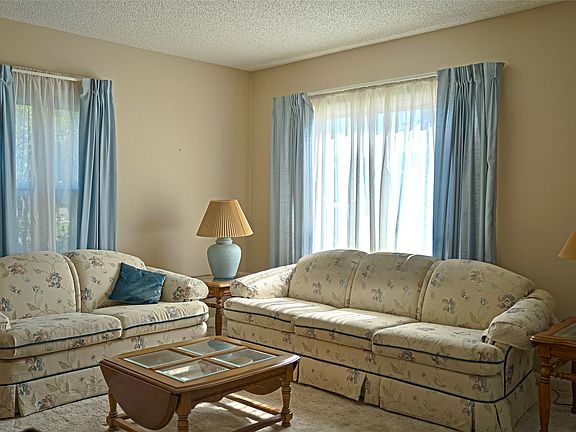 5th image of 134 2nd Ave SW #12