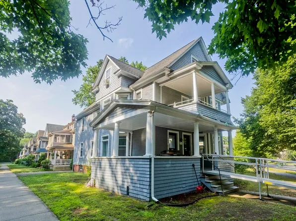 167-169 Pineywoods Ave, Springfield, MA 01108