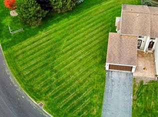 118 Lookout Cir, Syracuse, NY 13209