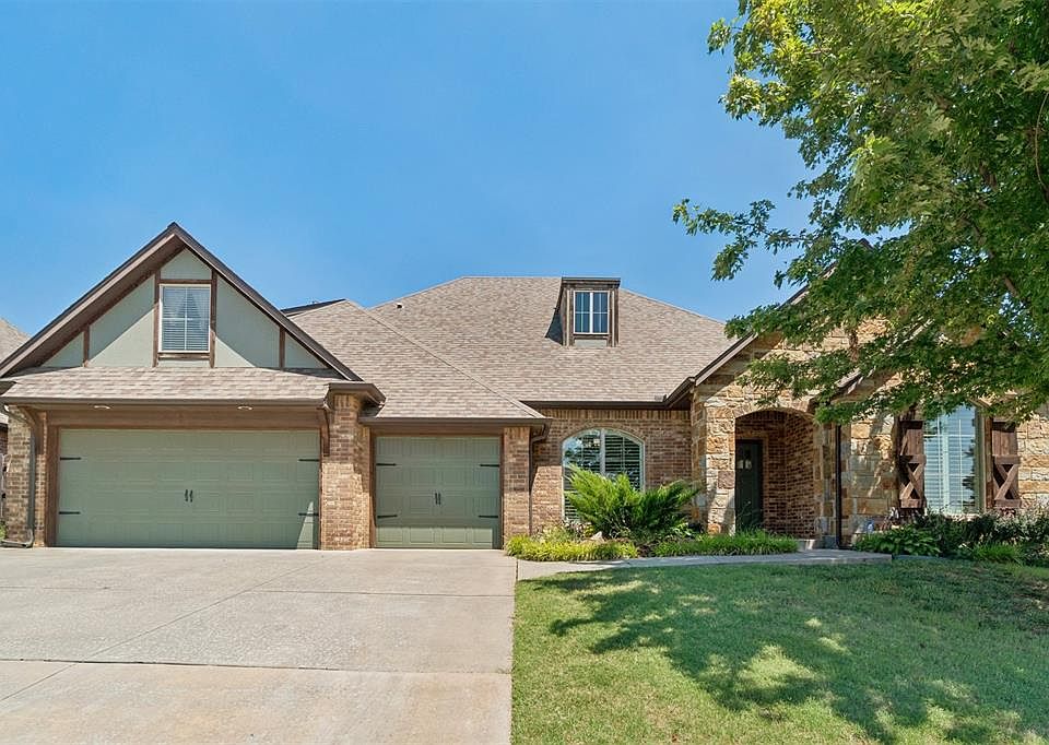 1st image of 4640 Silver Charm Ln