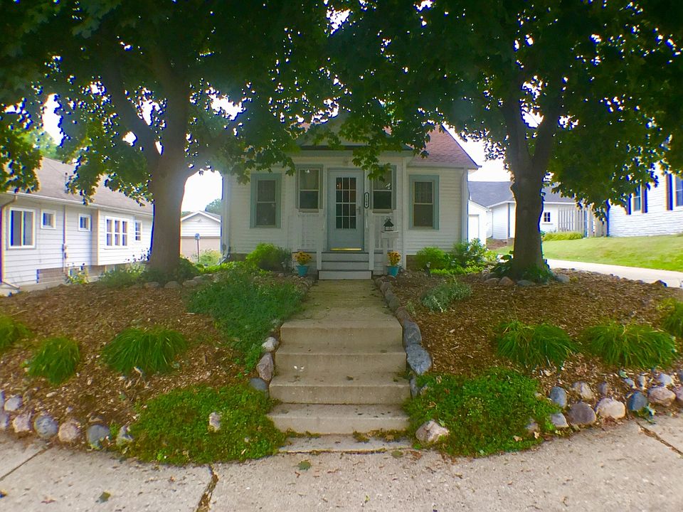 1st image of 1104 Lindbergh Ave
