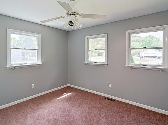 4th image of 3417 Shardale Dr
