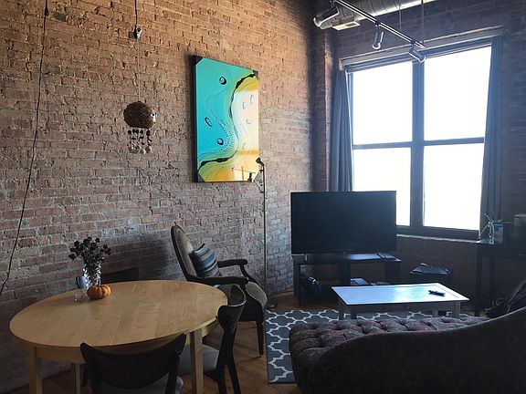 5th image of 2310 S Canal St Unit 514