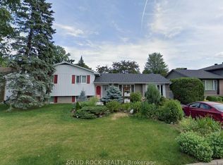 26 Ettrick Cres, Ottawa, ON K2J1G1