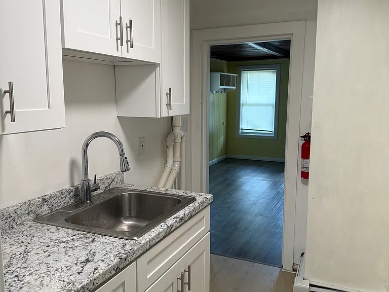 47 Maple St #1 — Photo 3