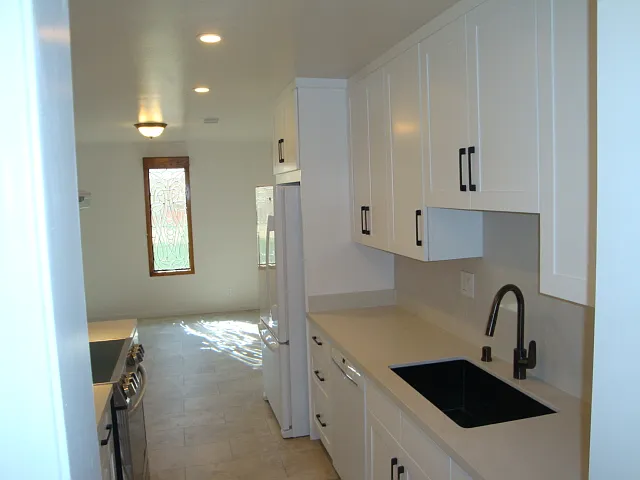 851 Standish Rd — Photo 8