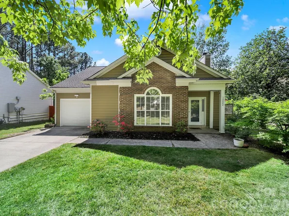 13222 Baker Mills Rd, Pineville, NC 28134