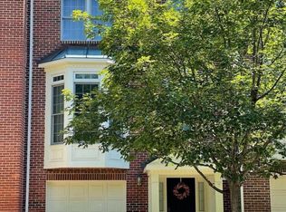 11463 Rothbury Sq, Fairfax, VA 22030