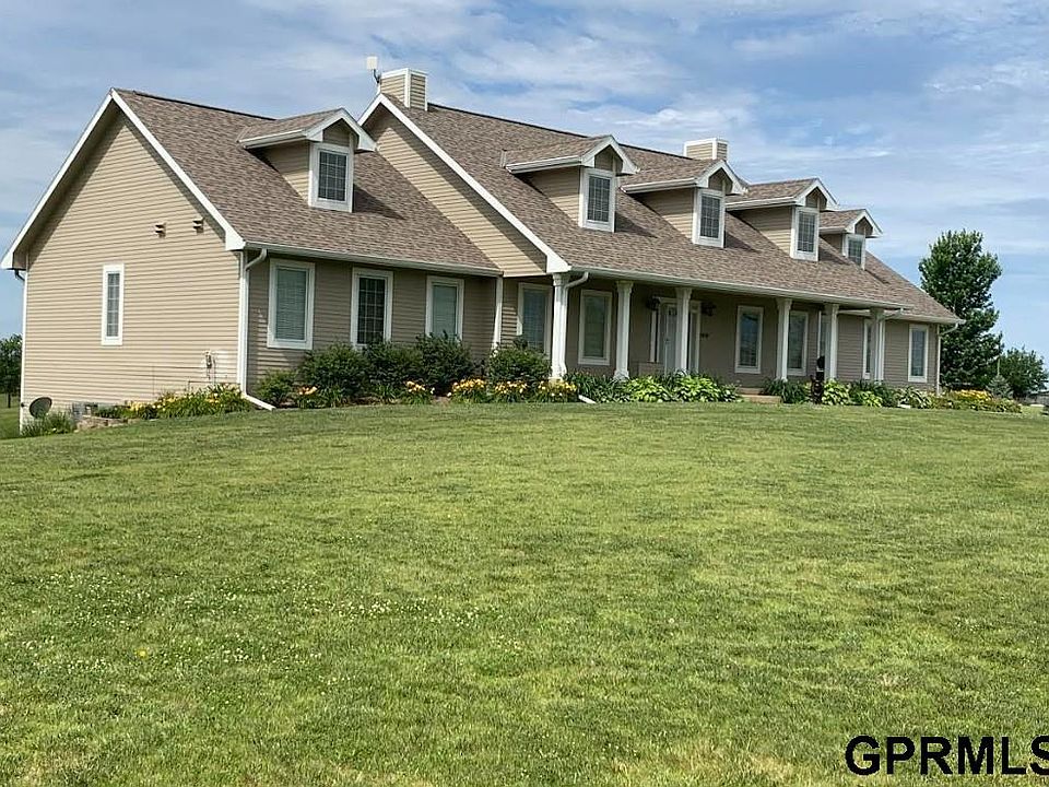 2nd image of 2615 Krauter Pl
