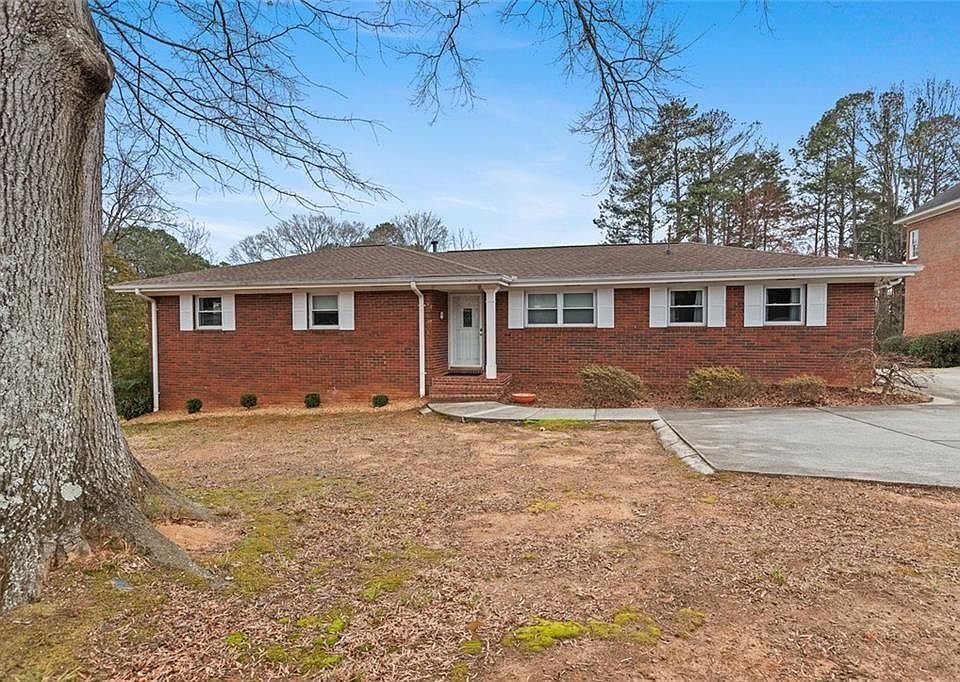 1st image of 2500 Sewell Mill Rd