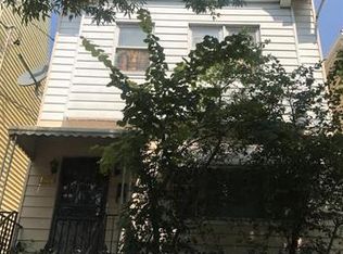 657 E 235th St, Bronx, NY 10466