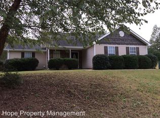 8 Tonis Way, Grantville, GA 30220