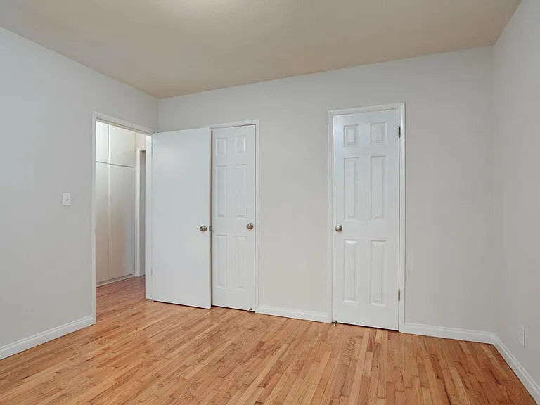 1953 Cheremoya Ave #1 — Photo 12