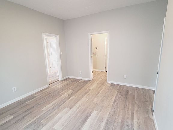 5th image of 1114 Bedford Ave #2