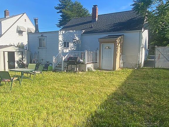 4th image of 25 Palmer Ave