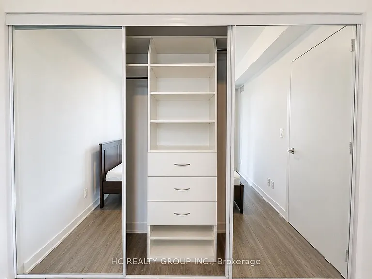 5180 Yonge St #603 — Photo 7