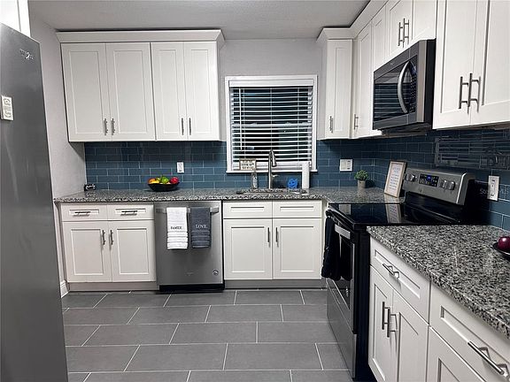 4th image of 5340 5TH AVENUE S