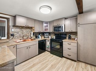 21315 Scenic Dr, Chugiak, AK 99567