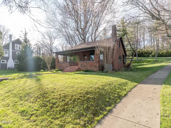 213 Bon Air Dr, Sidney, OH 45365