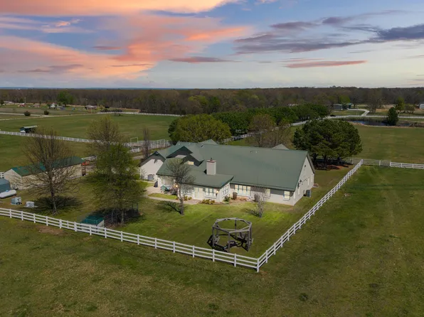 34351 S 610th Rd, Grove, OK 74344