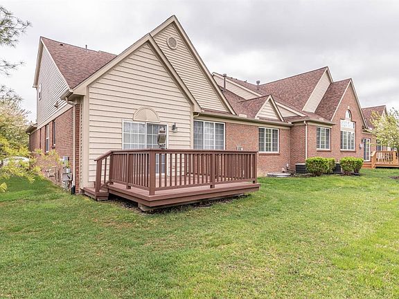 5th image of 47537 Scenic Circle Dr S #63