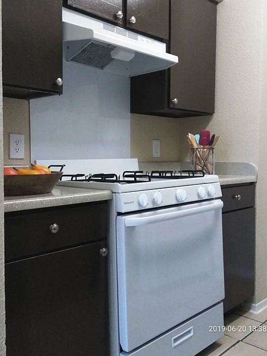 Estrella at Broadmoor Apartments | Fort Worth