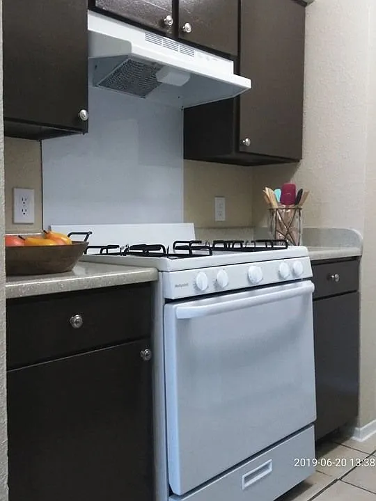 Estrella at Broadmoor Apartments | Fort Worth