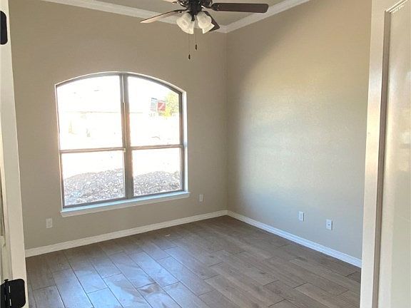 3rd image of 5748 Watusi Dr