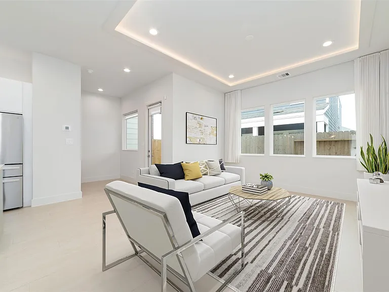 3007 Ventas Dr — Photo 7