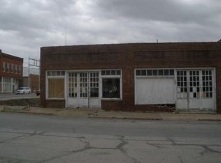 305 W Main St, Sedalia, MO 65301