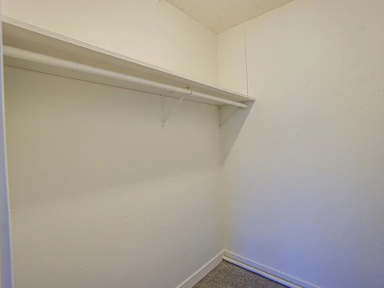 704 N Broadway St — Photo 26