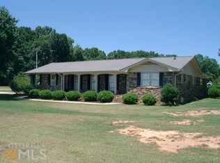 1252 Sunset Dr SE, Winder, GA 30680
