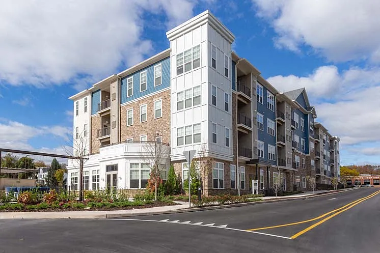Willow Pointe — Photo 2