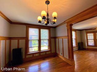 353 College Ave SE APT 5, Grand Rapids, MI 49503