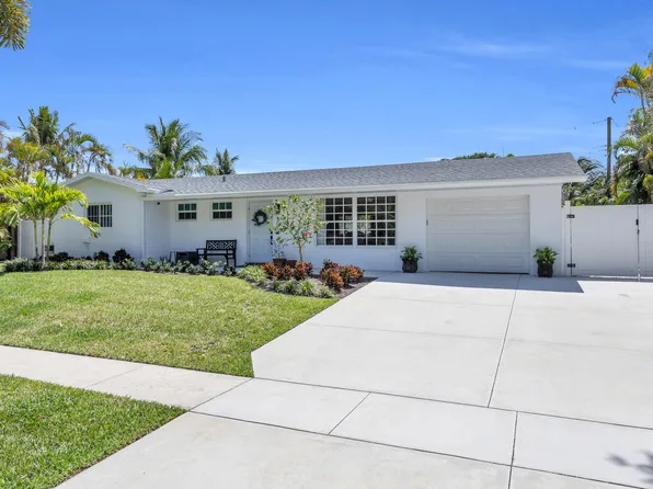 8 Willow Road, Tequesta, FL 33469