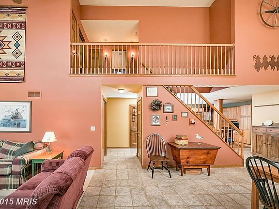 Overlook into great room