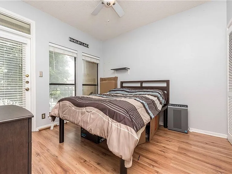 1910 Robbins Pl #210 — Photo 12