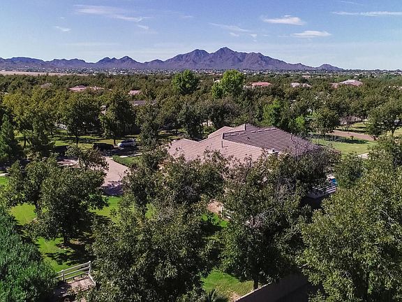 5th image of 20166 E Pecan Ln