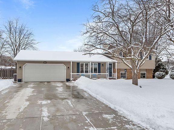 2nd image of 1258 Circle Dr