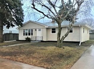827 Berkeley Dr, Racine, WI 53402