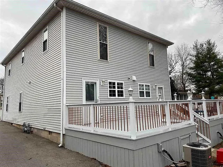 1207 Smallhouse Rd — Photo 10