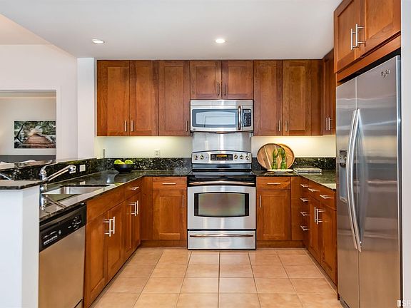 3rd image of 350 Broderick St APT 316