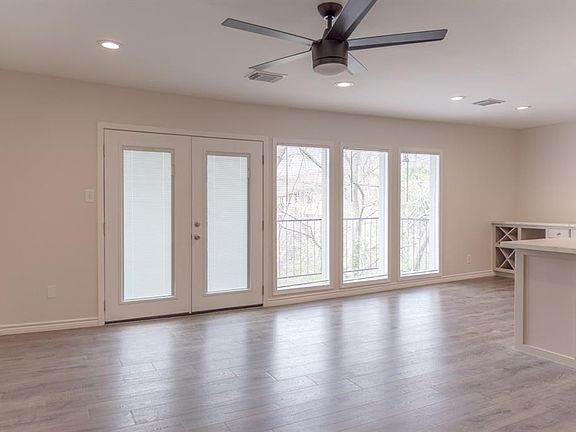 4th image of 8211 Katy Fwy APT 40
